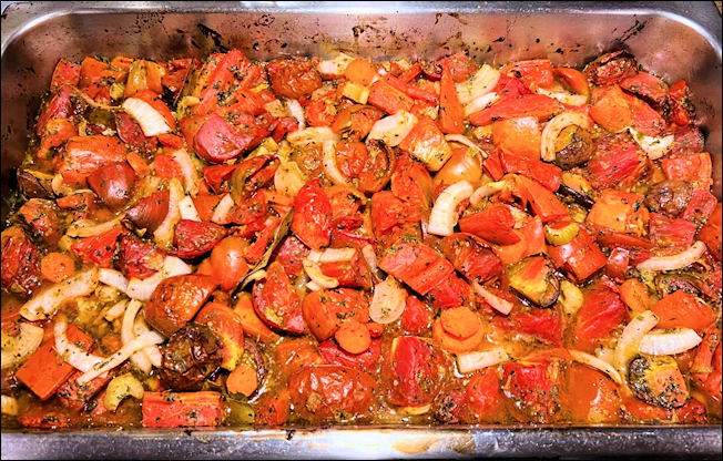 Too Many Tomatoes? Roasted Tomato Sauce!